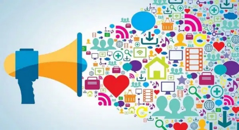 Kết nối với khách hàng thông qua các phương tiện truyền thông xã hội